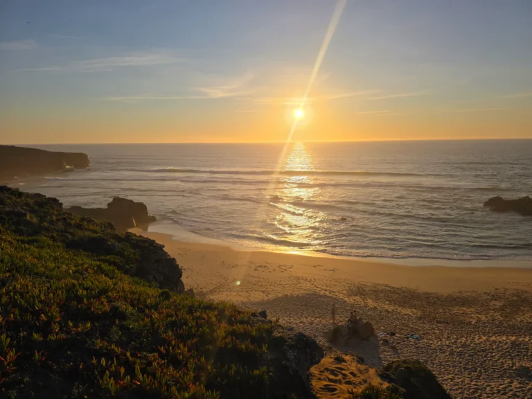 Chilling out on top of a cliff_4
