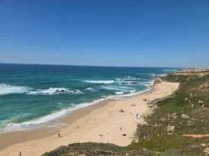 Stop to surf in Malhão Beach